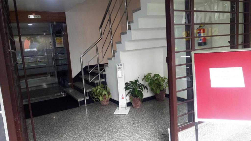 Alankrita Suites & Party Halls Meerut Luaran gambar