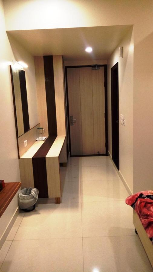 Alankrita Suites & Party Halls Meerut Luaran gambar